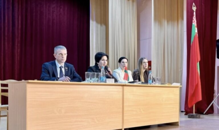 11 марта в Мирновском СДК прошло заседание Совета отдела культуры на тему: «Подведение итогов работы и выполнение мероприятий по реализации